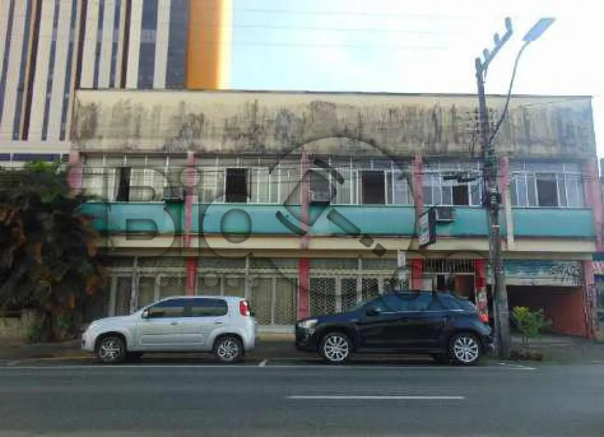 LOTE 001 - Imóvel situado na Rua Princesa Isabel,106 - Bairro Centro, Joinville / SC -Terreno com área de 705,97m², com benfeitorias, área construída de814,41m².