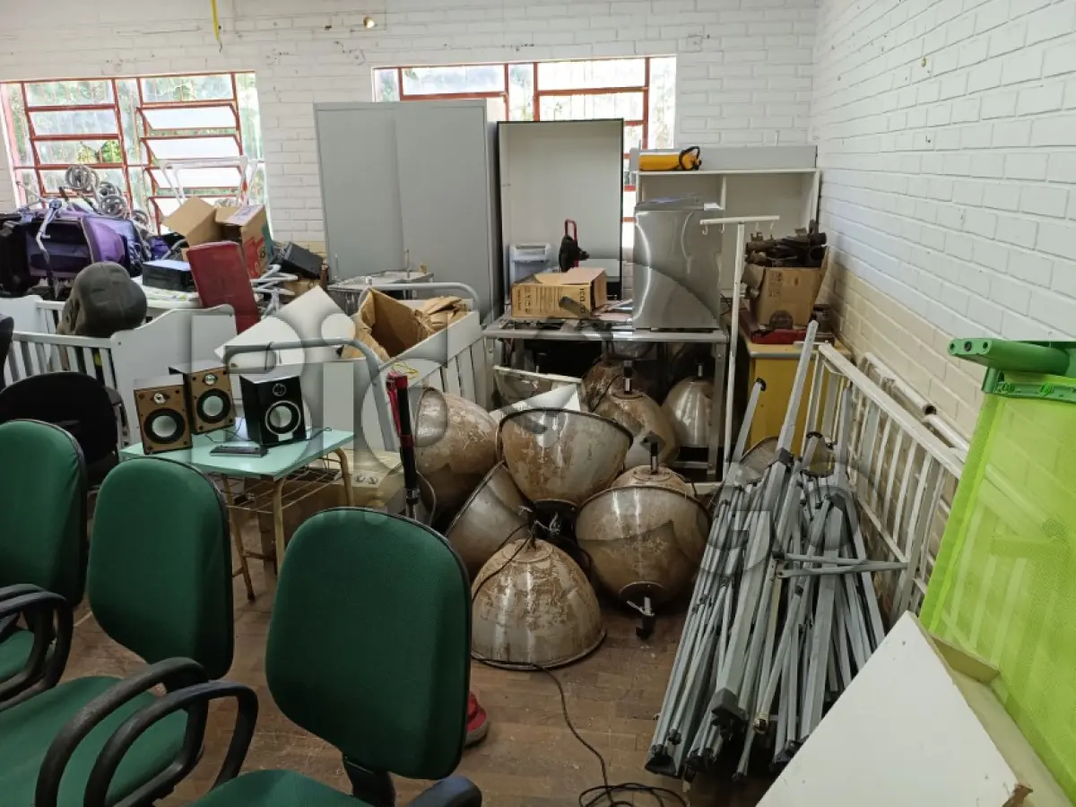 LOTE 002 - SUCATAS DIVERSAS