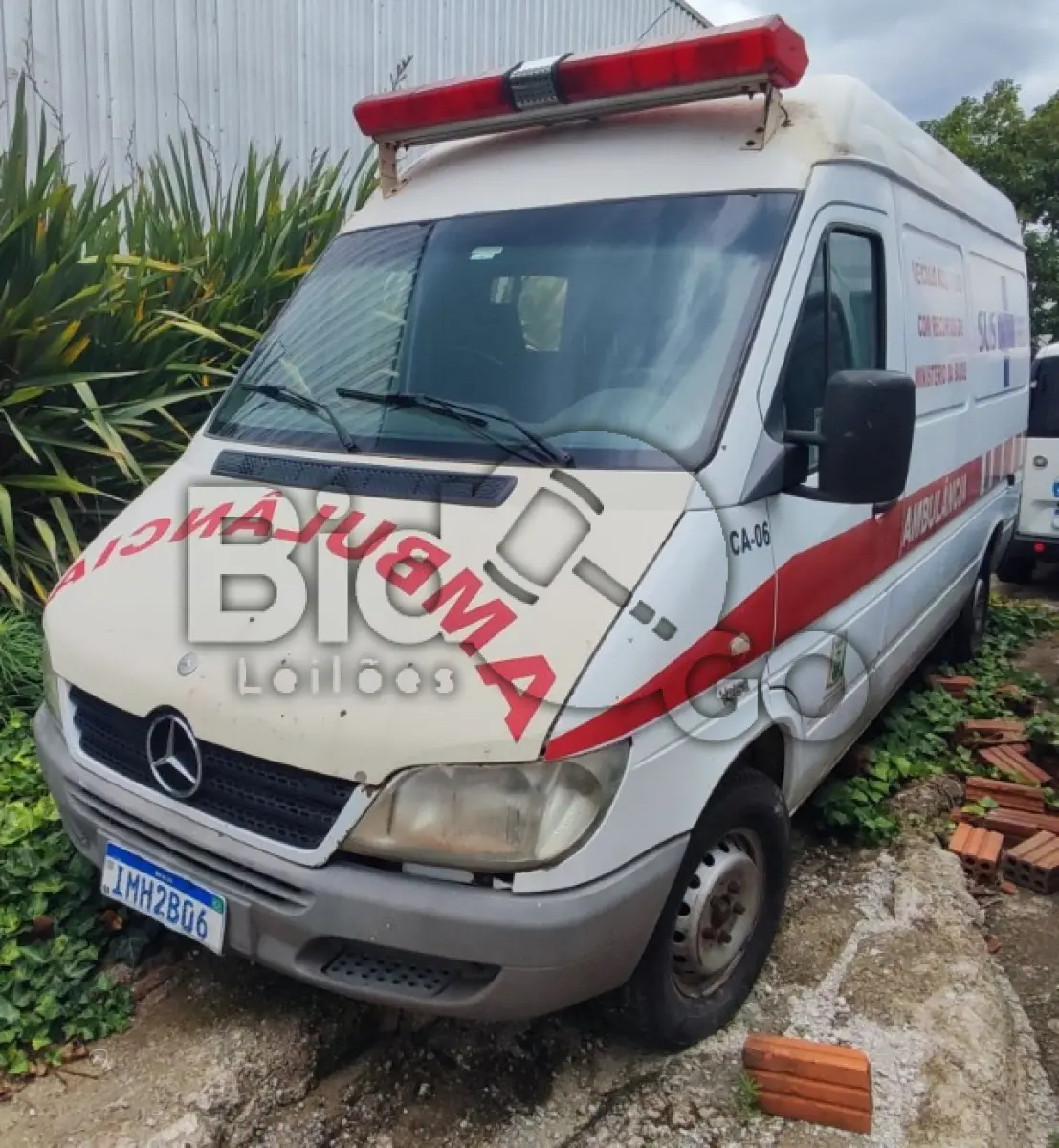 LOTE 008 - AMBULÃNCIA I/M.BENZ SPRINTER TH AMB, Ano/modelo: 2004/2004