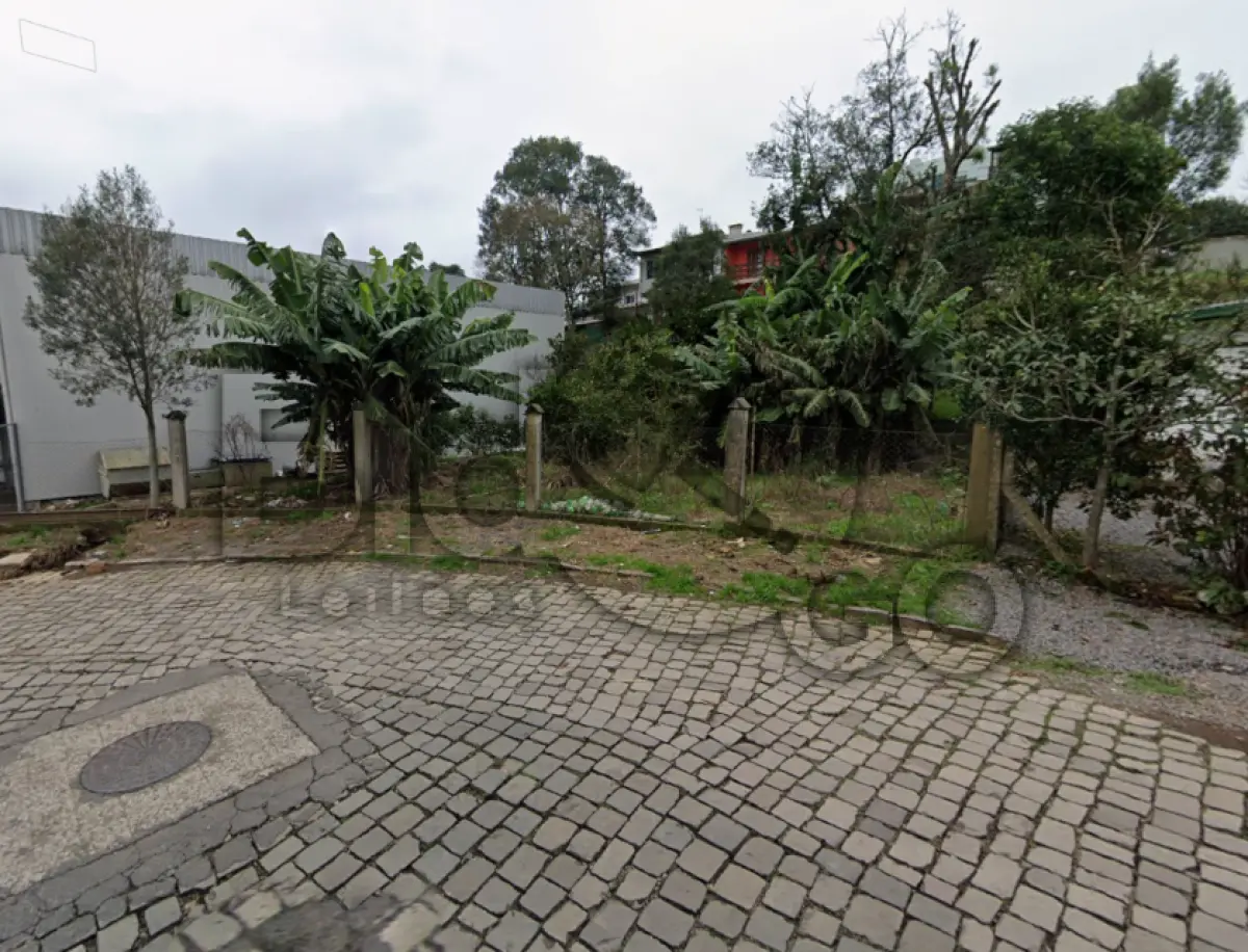 LOTE 001 - TERRENO URBANO