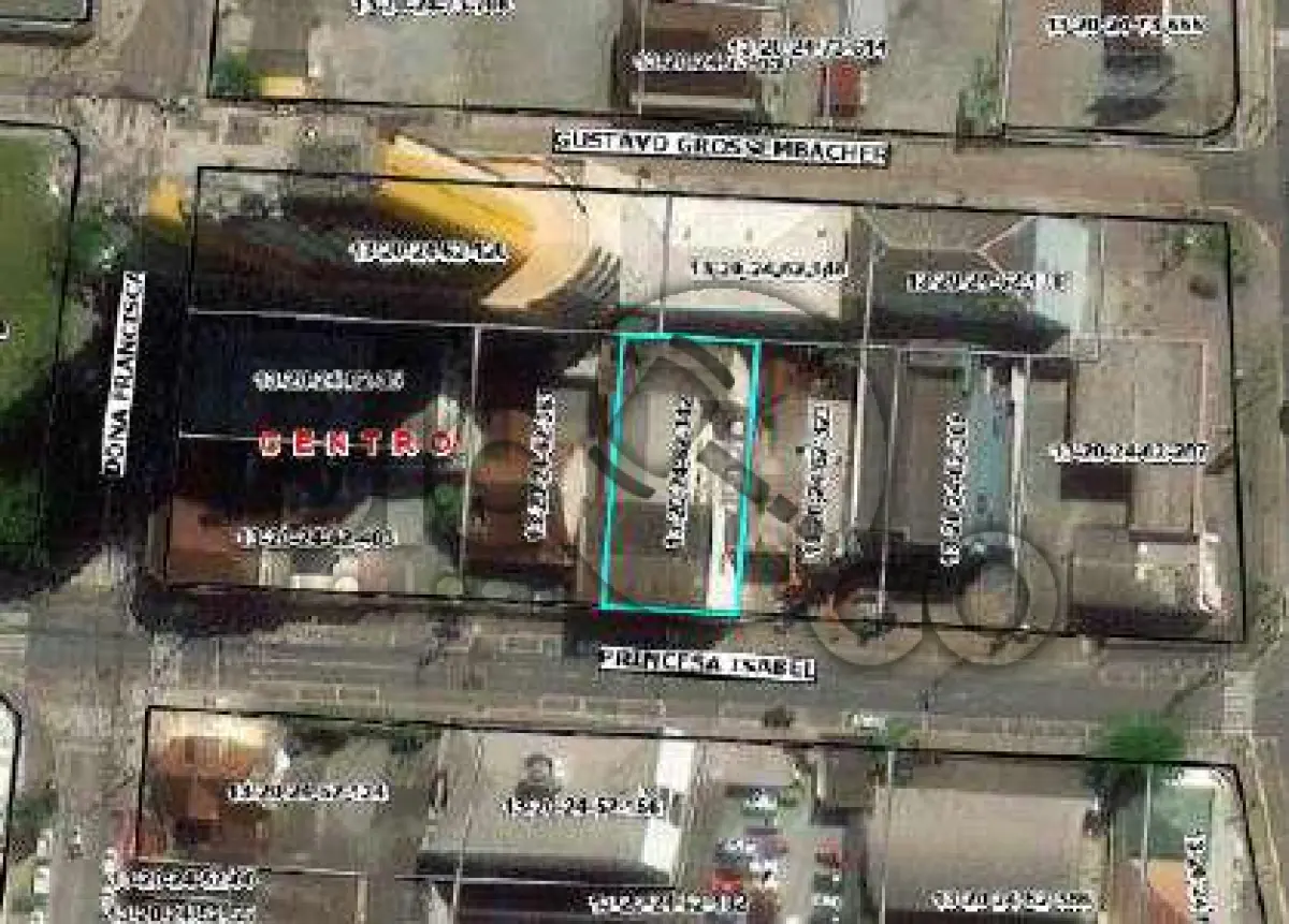 LOTE 001 - Imóvel situado na Rua Princesa Isabel,106 - Bairro Centro, Joinville / SC -Terreno com área de 705,97m², com benfeitorias, área construída de814,41m².