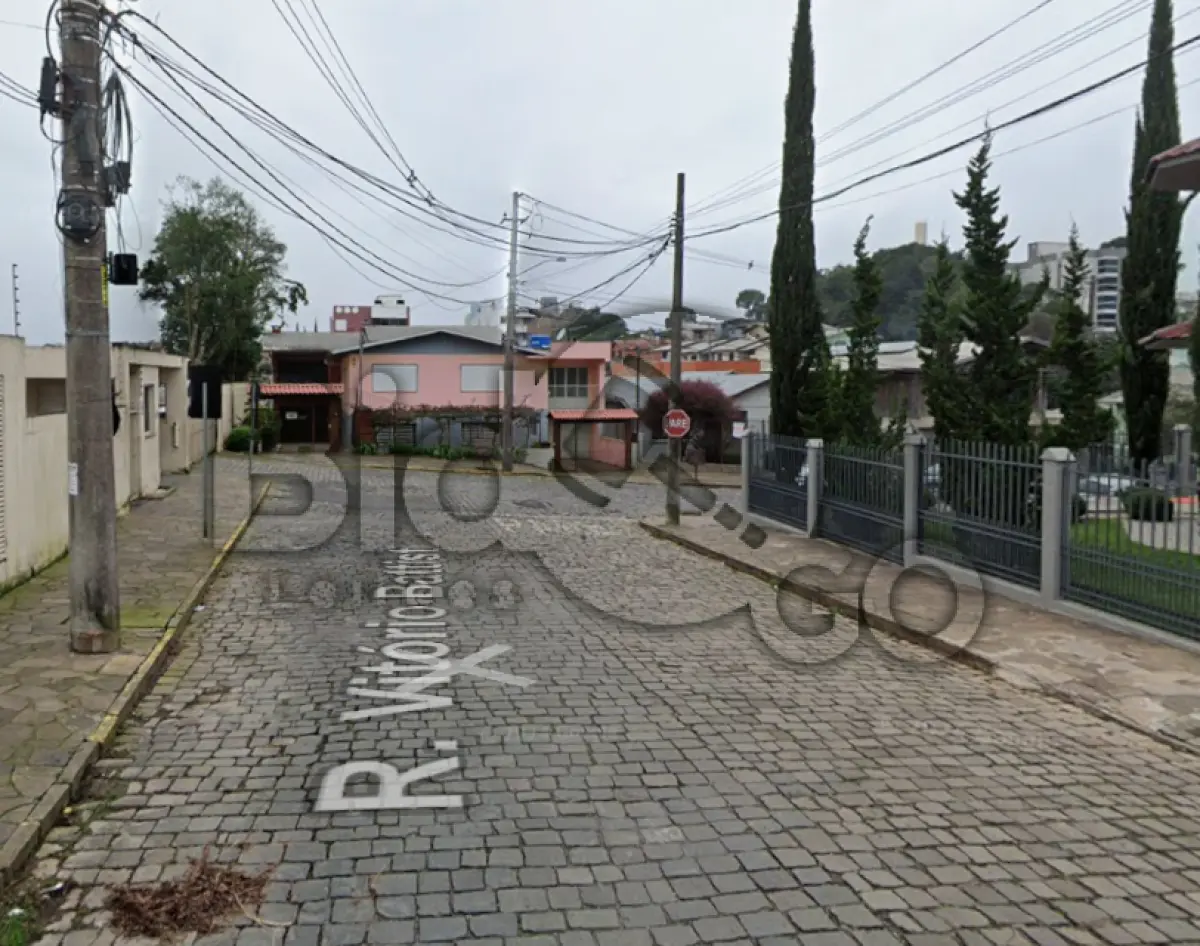LOTE 001 - TERRENO URBANO