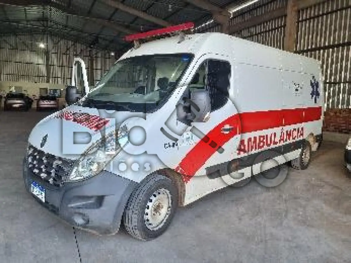 LOTE 009 - AMBULÃNCIA RENAULT/CHAPECO MASTERAM, Ano/modelo: 2014/2015
