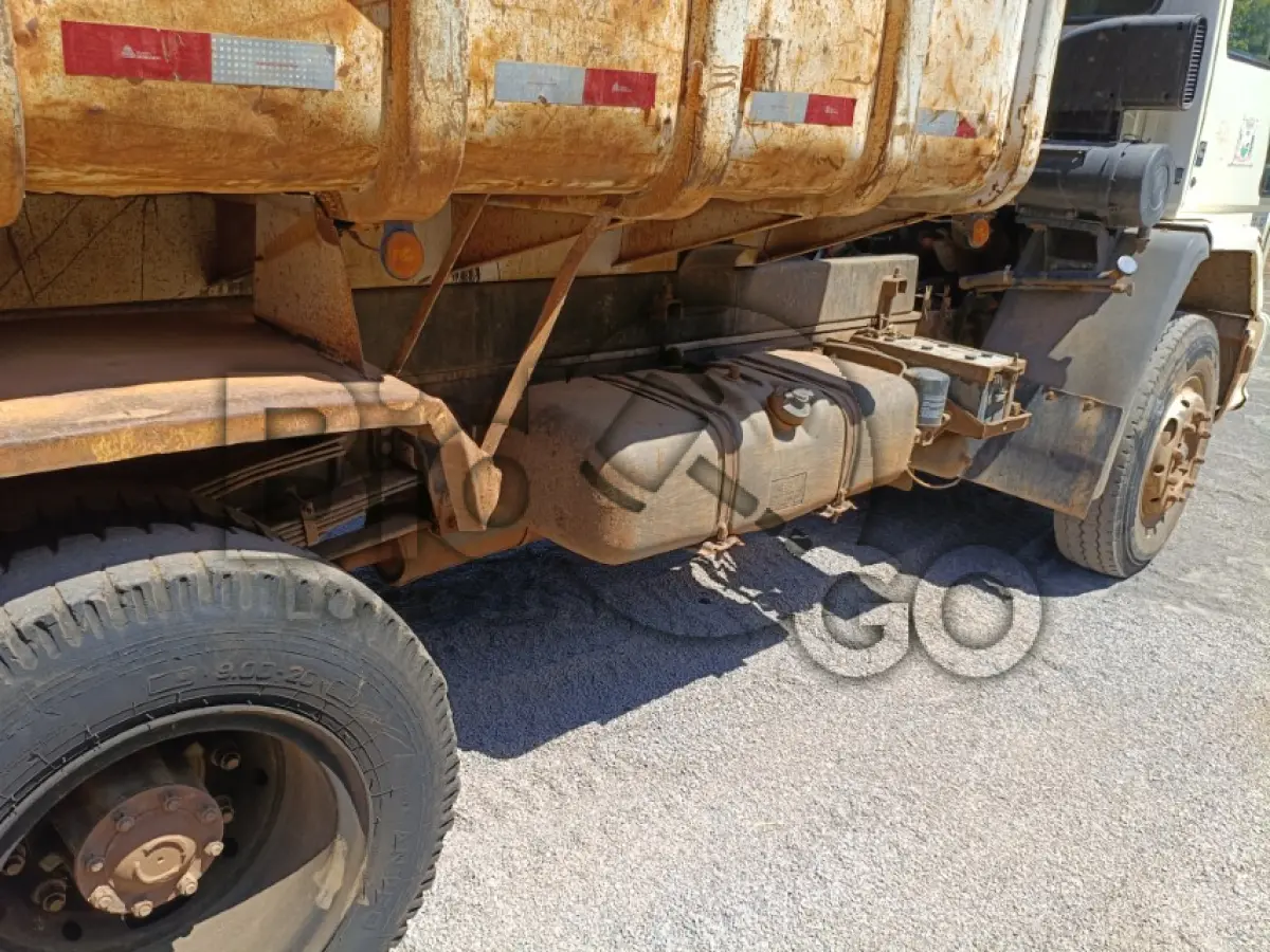 LOTE 023 - CAMINHÃO FORD/CARGO 1517 E, Ano/modelo: 2006/2006, 