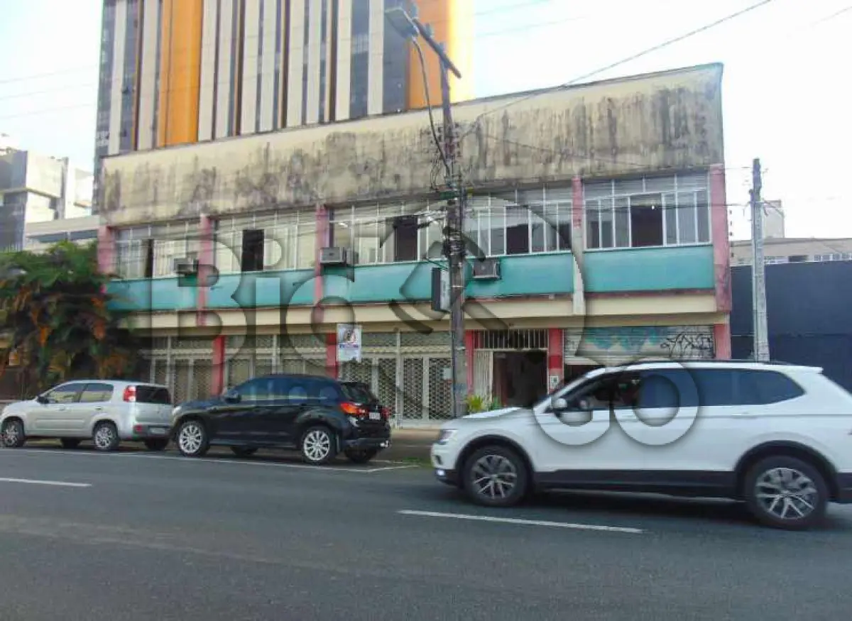 LOTE 001 - Imóvel situado na Rua Princesa Isabel,106 - Bairro Centro, Joinville / SC -Terreno com área de 705,97m², com benfeitorias, área construída de814,41m².
