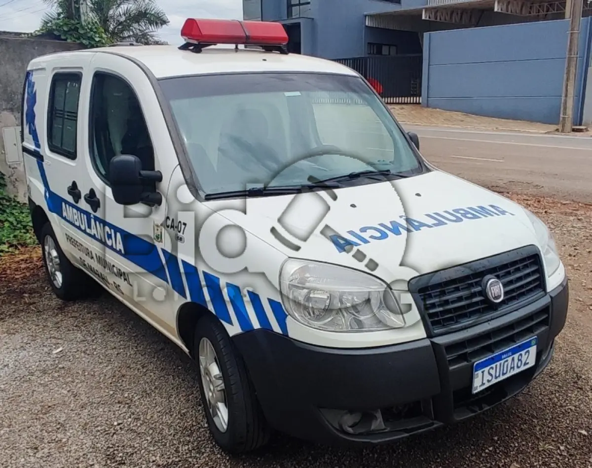 LOTE 010 - AMBULÃNCIA FIAT/DOBLO C F TCA AMB, Ano/modelo: 2011/2012
