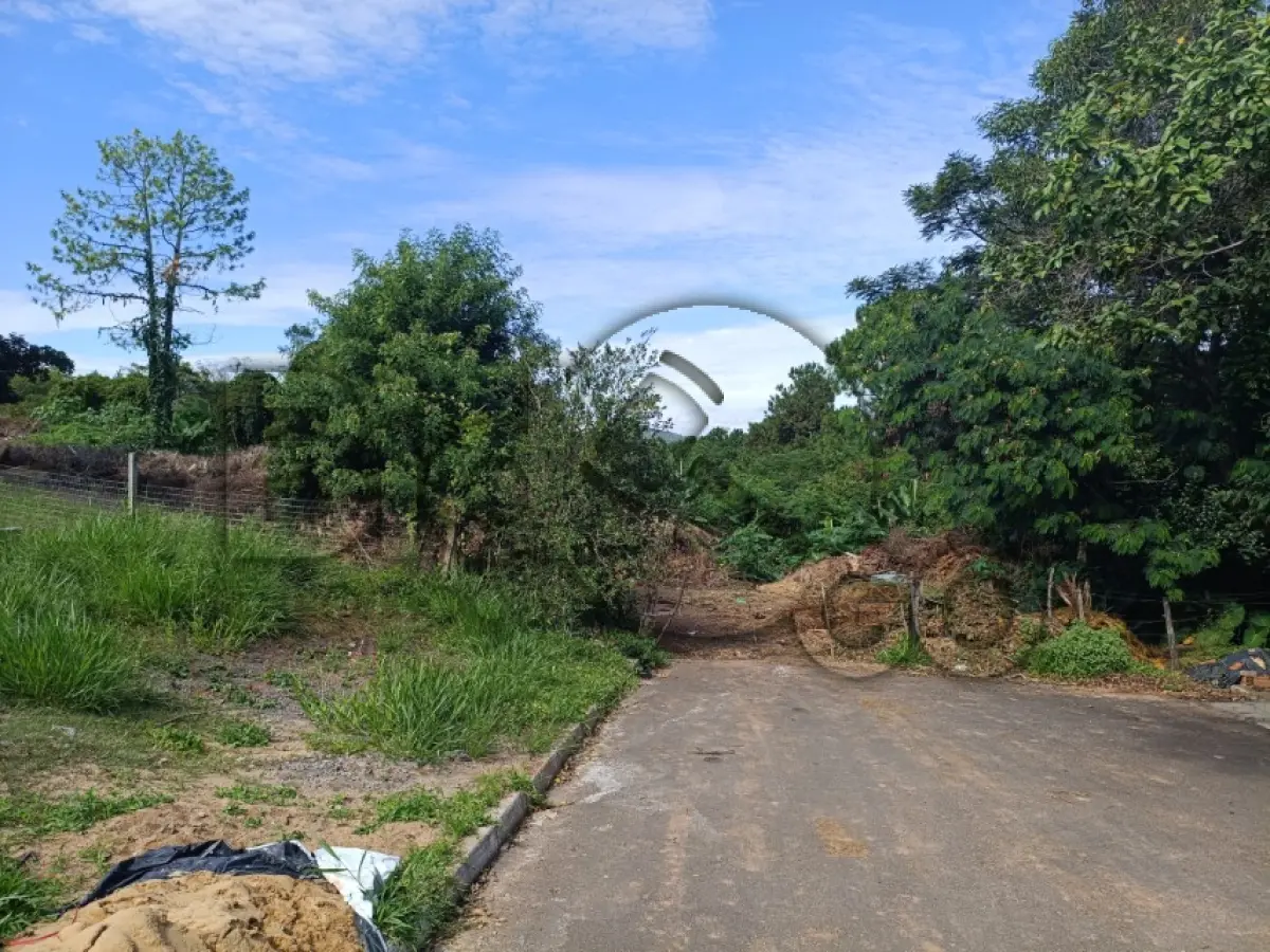 LOTE 001 - Rua Planalto, Lomba Grande, Terreno: 29.582,74 m²,