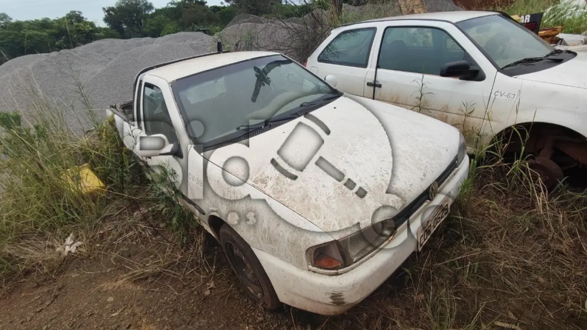 LOTE 006 - CAMIONETA, VW/SAVEIRO CL 1.6 MI, Ano/modelo: 1998/1999