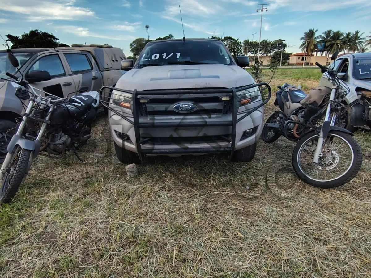 LOTE 001 - SUCATA AUTOMOTIVA