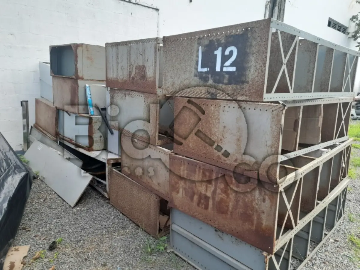 LOTE 012 - UCATA FERROSA
