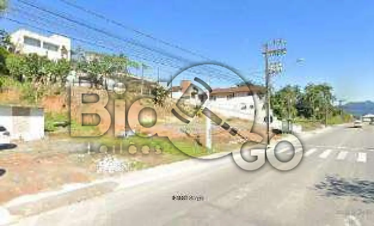 LOTE 009 - Imóvel situado na Rua Leopoldo Beninca, S/N - Bairro Vila Nova, Joinville /SC - Terreno com área de 511,12m², sem benfeitorias.