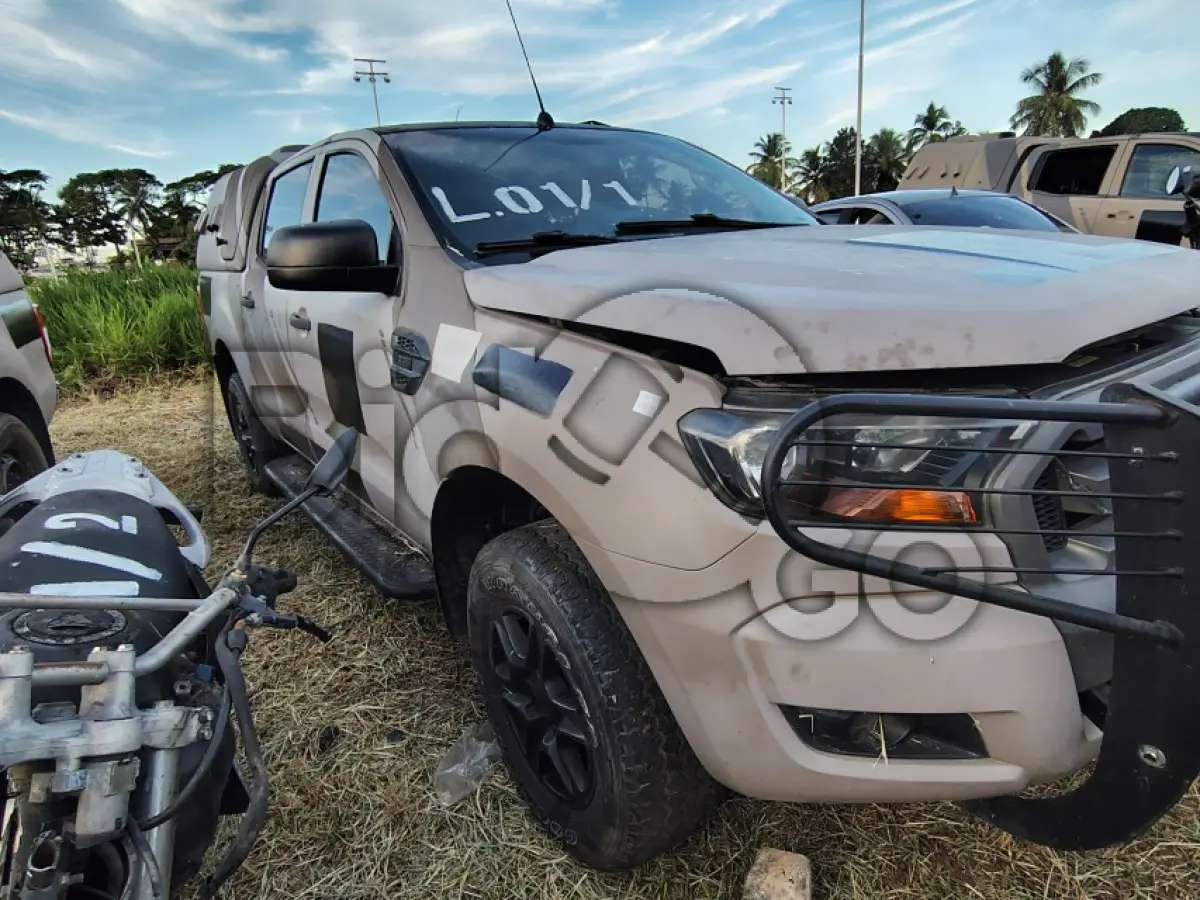 LOTE 001 - SUCATA AUTOMOTIVA
