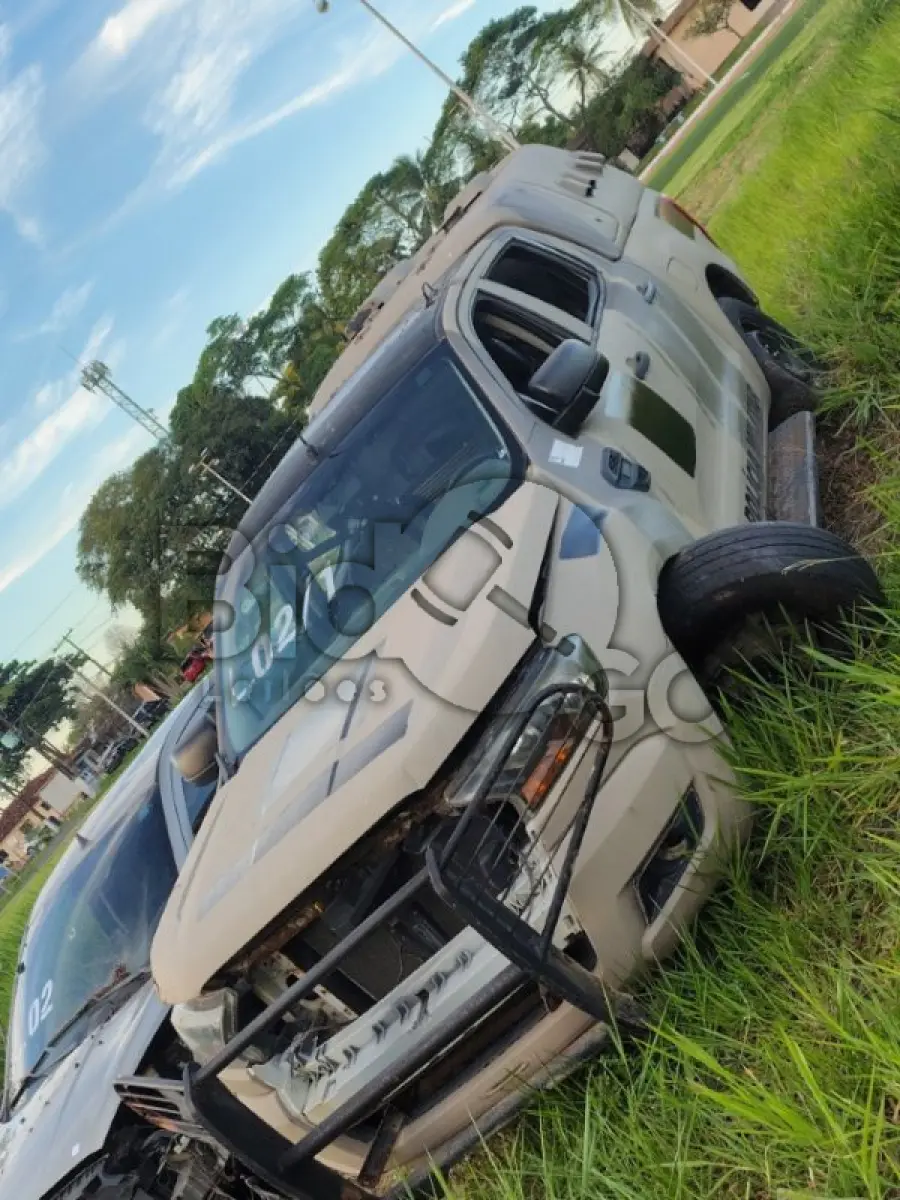 LOTE 002 - SUCATA AUTOMOTIVA