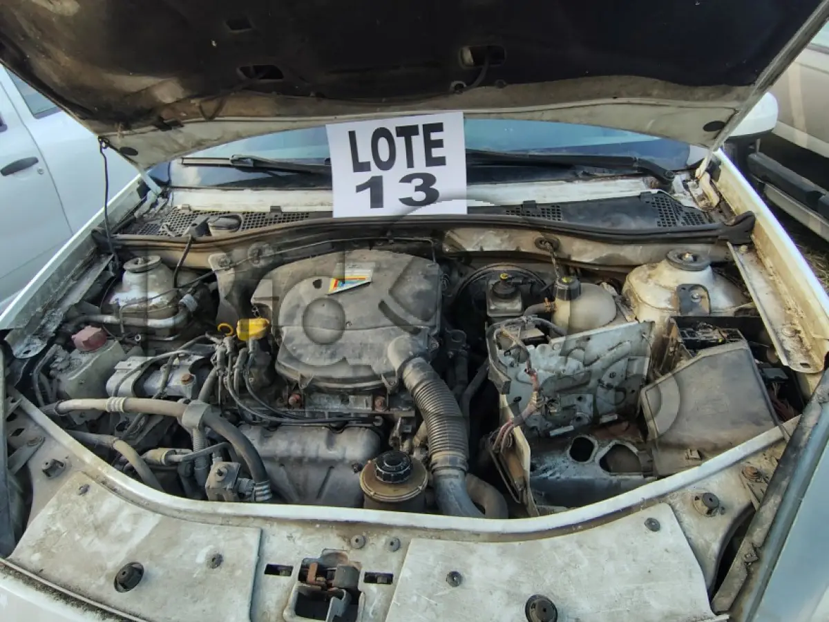 LOTE 013 - RENAULT/SANDERO EXP 16HP (MOTOR INCOMPLETO), FAB/MOD: 2014/2014