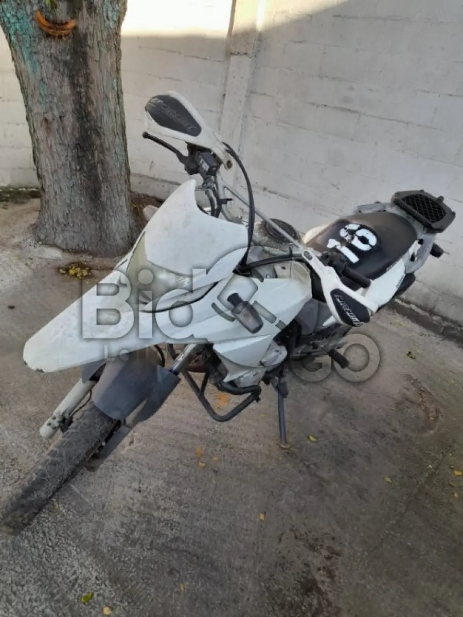 LOTE 016 - HONDA/XRE 300 (MOTOR INCOMPLETO), FAB/MOD: 2016/2016