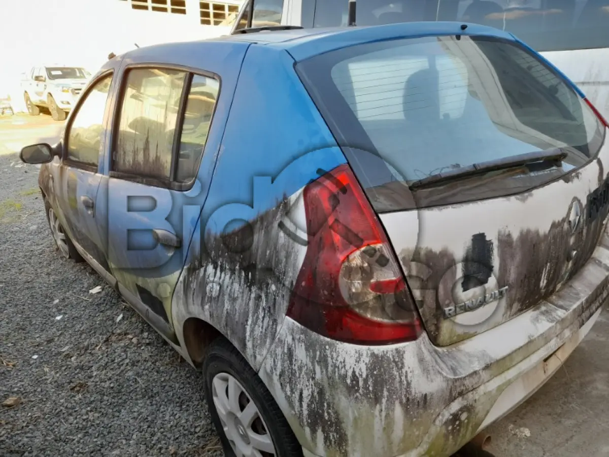 LOTE 038 - RENAULT/SANDERO EXP 16 (MOTOR INCOMPLETO), FAB/MOD: 2008/2008,