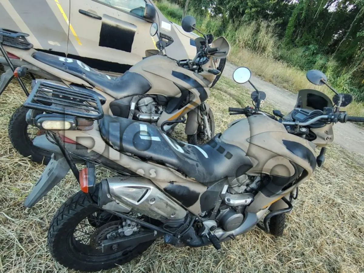 LOTE 007 - HONDA/XL 700V TRANSALP (MOTOR INCOMPLETO), FAB/MOD: 2012/2013