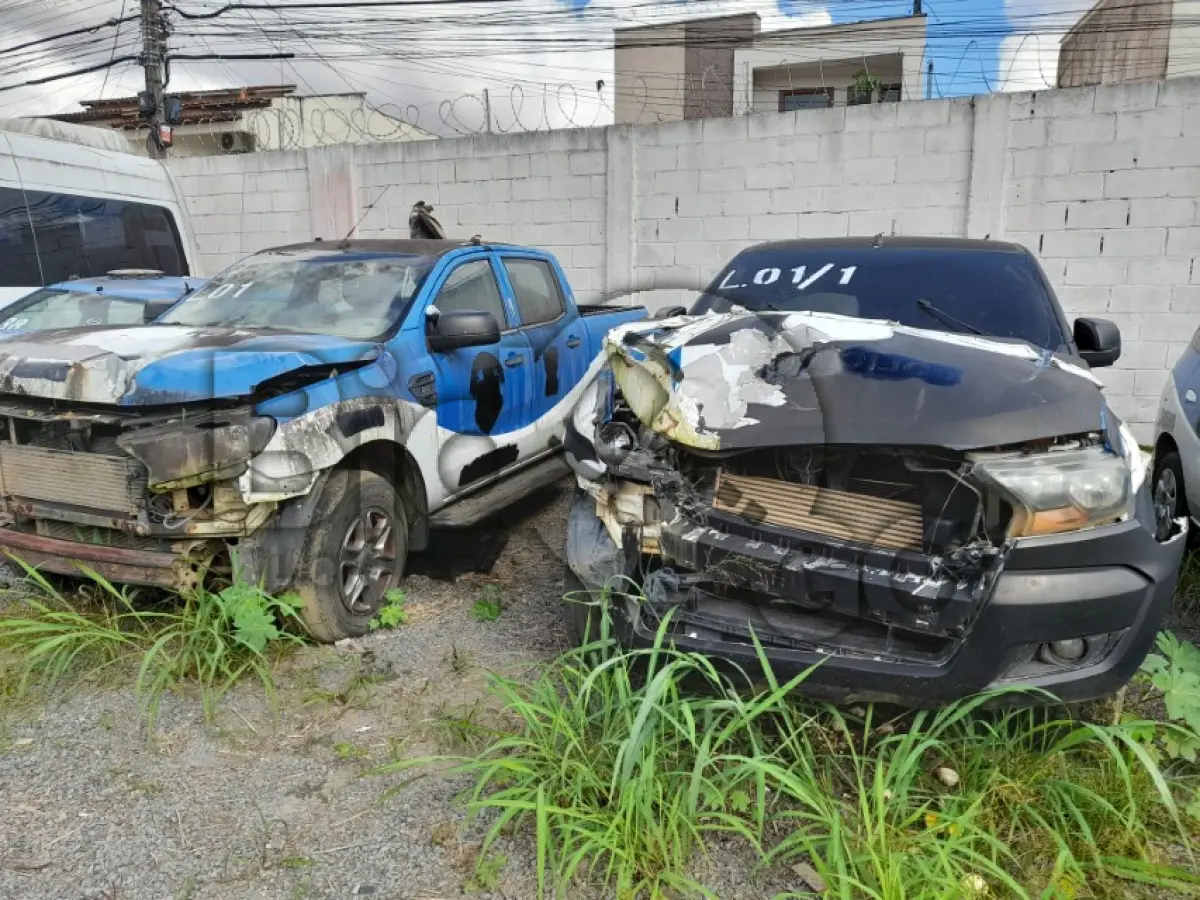 LOTE 001 - SUCATA AUTOMOTIVA