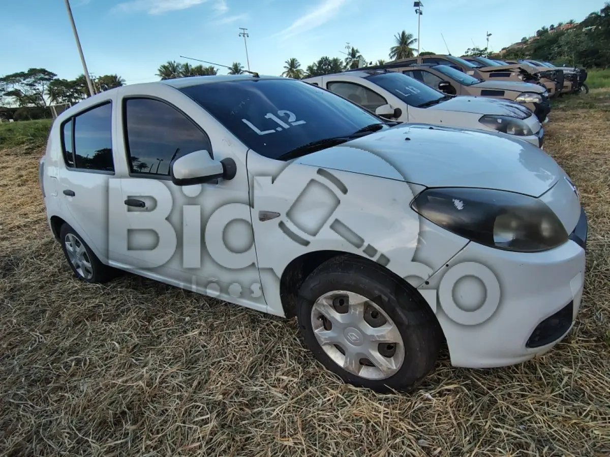 LOTE 012 - RENAULT/SANDERO EXP 16HP (MOTOR INCOMPLETO), FAB/MOD: 2014/2014