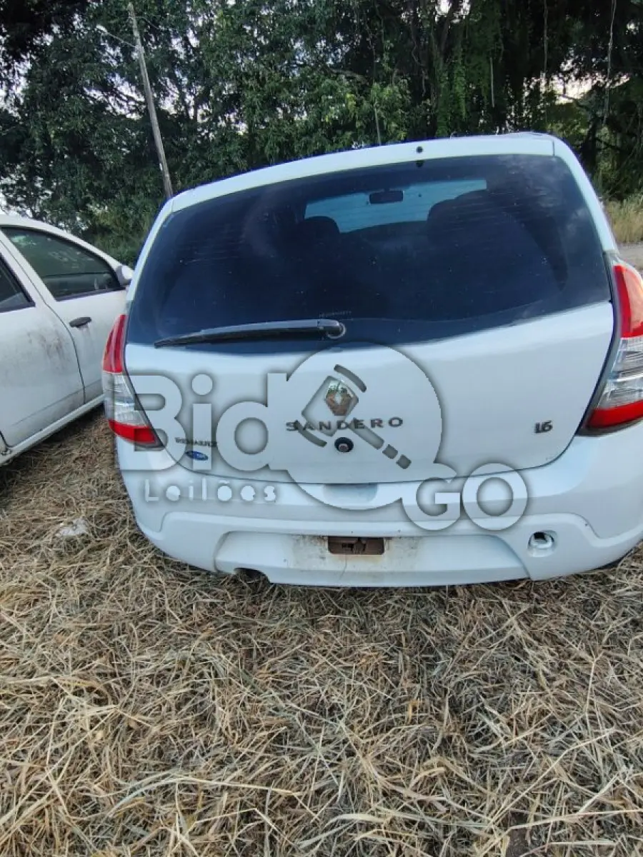 LOTE 012 - RENAULT/SANDERO EXP 16HP (MOTOR INCOMPLETO), FAB/MOD: 2014/2014