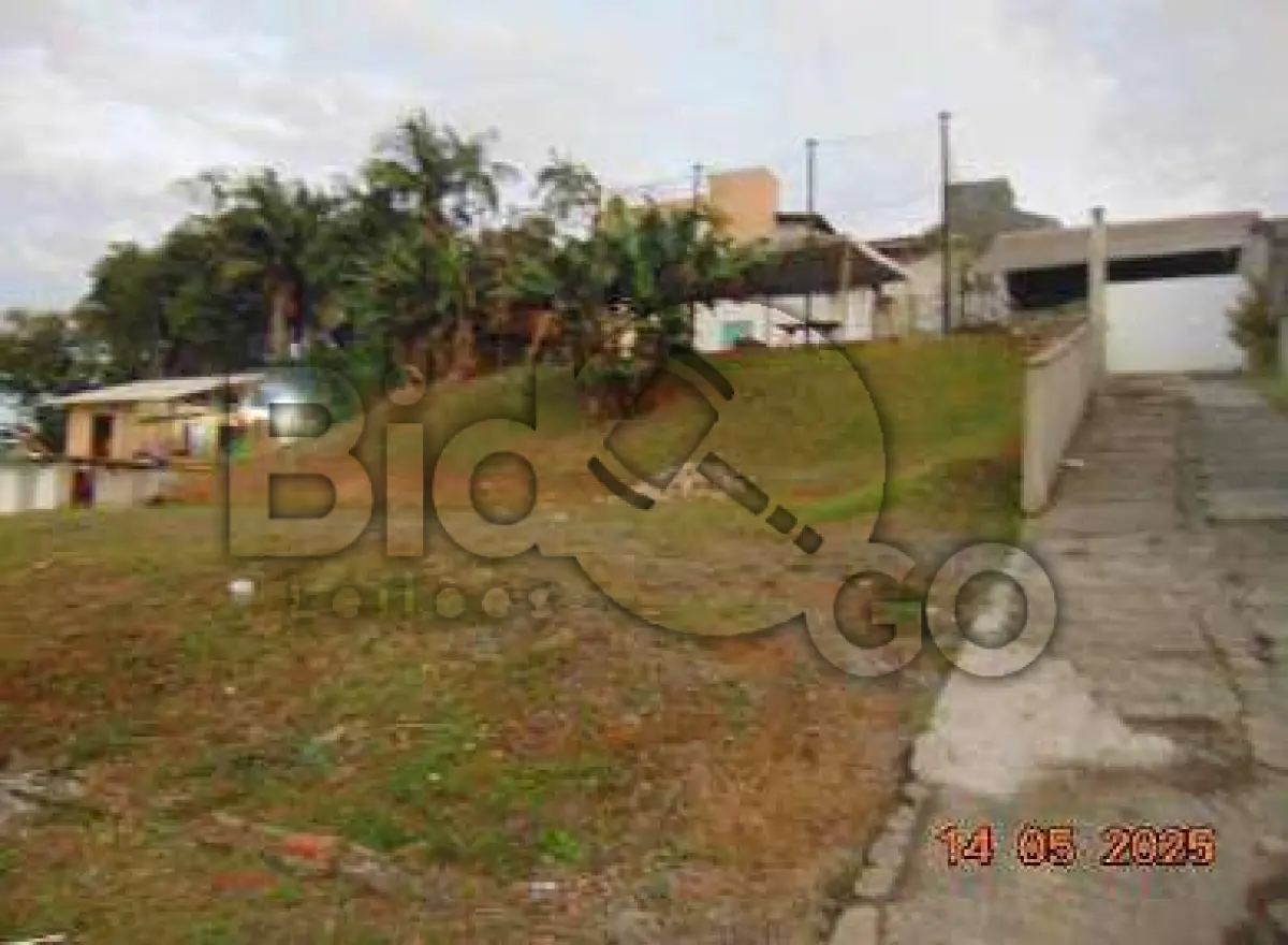 LOTE 009 - Imóvel situado na Rua Leopoldo Beninca, S/N - Bairro Vila Nova, Joinville /SC - Terreno com área de 511,12m², sem benfeitorias.