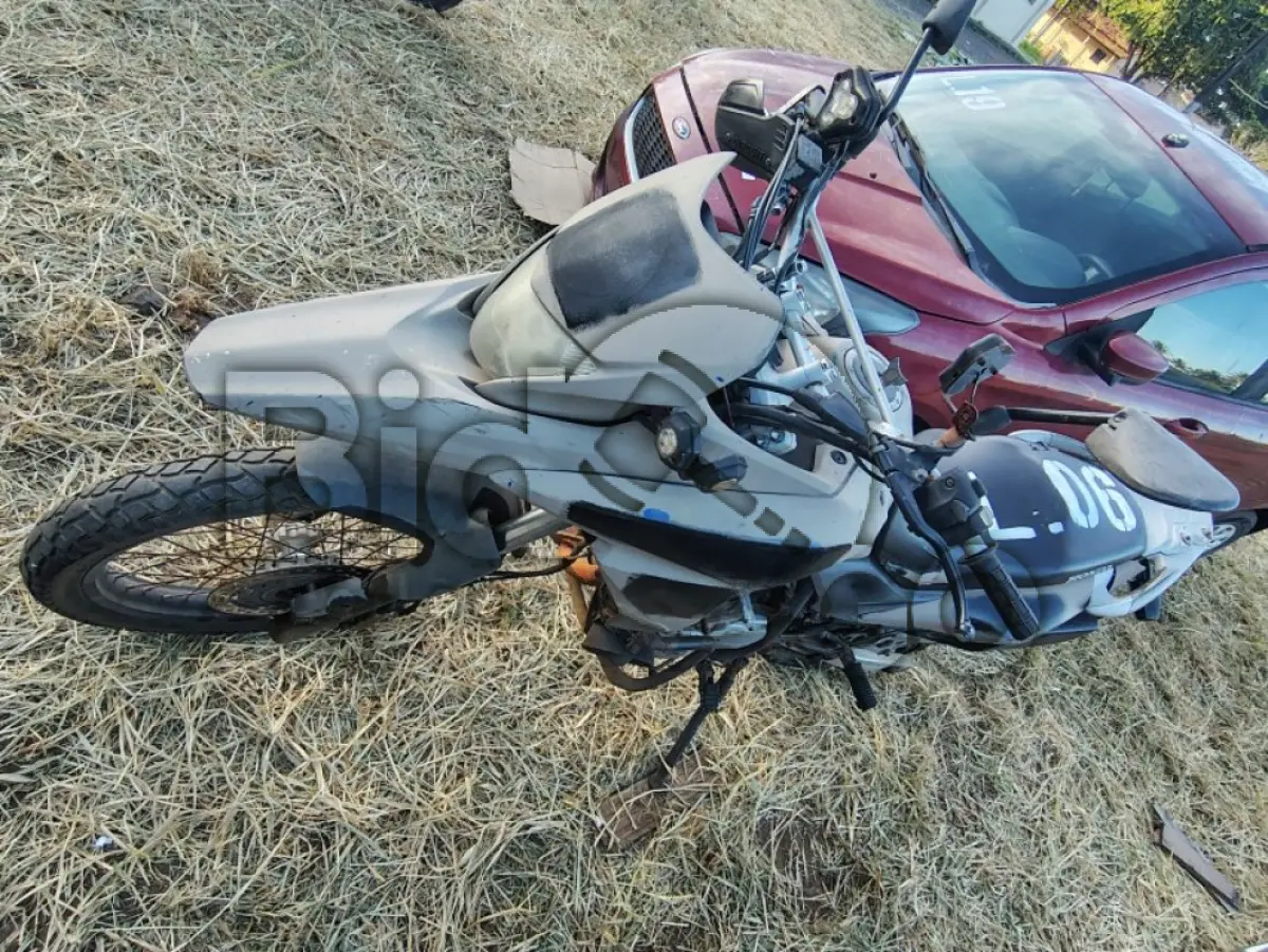 LOTE 006 - HONDA/XRE 300 (MOTOR INCOMPLETO), FAB/MOD: 2016/2016