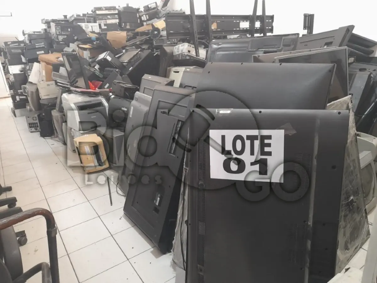 LOTE 001 - DIVERSOS MATERIAIS ELETRÔNICOS/INFORMÁTICA