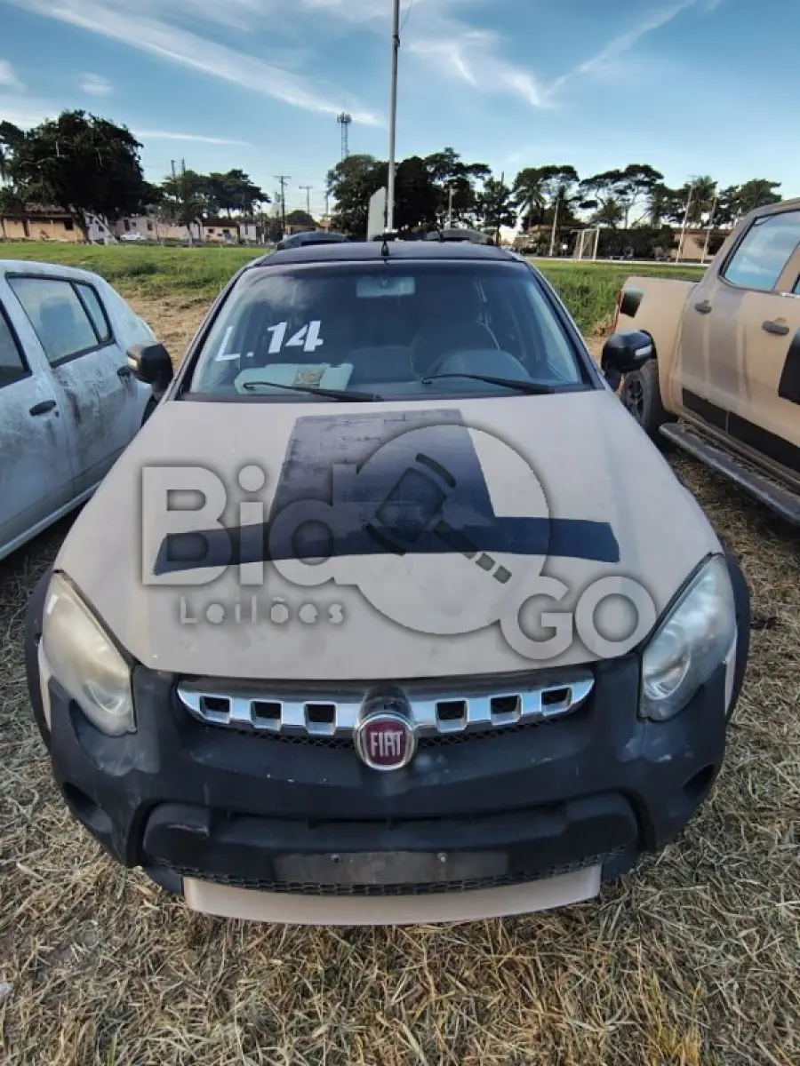 LOTE 014 - FIAT/WEEKEND ADVENTURE (MOTOR INCOMPLETO), FAB/MOD: 2016/2016