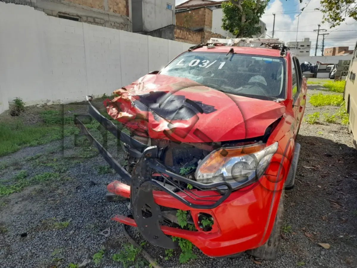 LOTE 003 - SUCATA AUTOMOTIVA