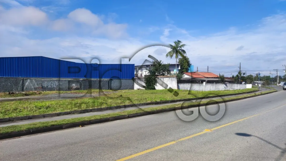 LOTE 003 - Imóvel situado na Rua Juliano Moreira, S/N - Bairro Boa Vista, Joinville /SC - Terreno com área de 280,00m², sem benfeitorias.