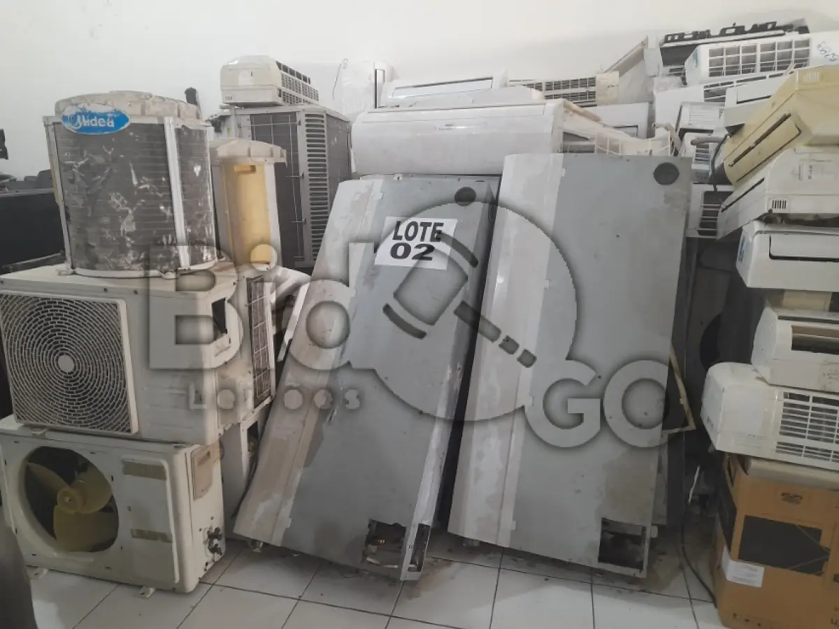 LOTE 002 - DIVERSOS BENS MÓVEIS