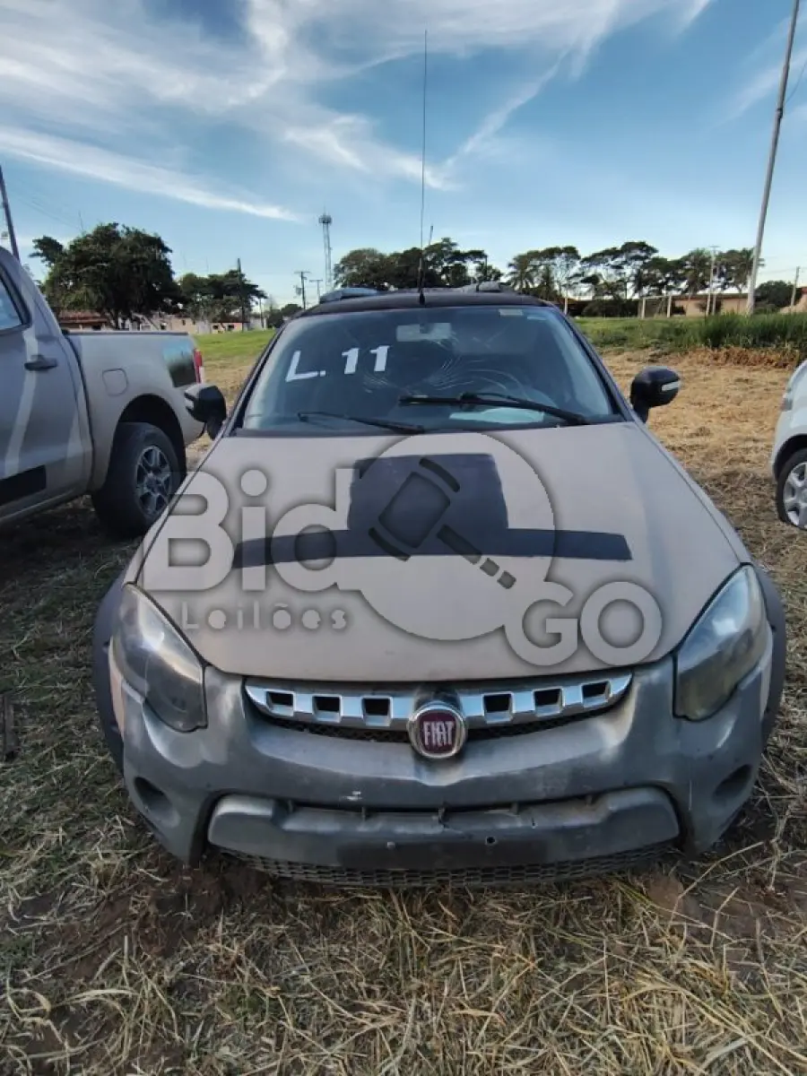 LOTE 011 - FIAT/WEEKEND ADVENTURE (MOTOR INCOMPLETO), FAB/MOD: 2017/2018