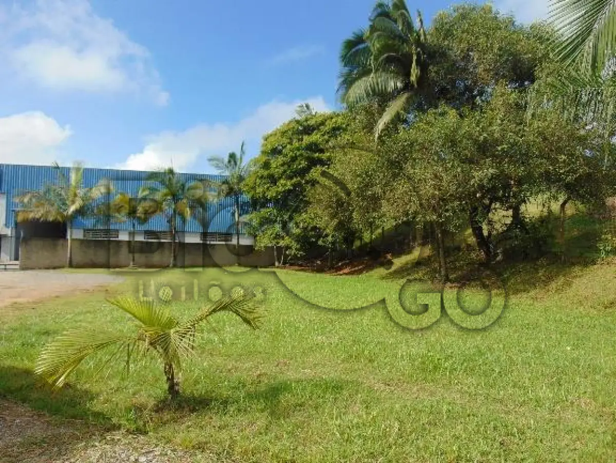LOTE 010 - Imóvel situado na Rua Dorothóvio do Nascimento, S/N - Zona IndustrialNorte, Joinville / SC - Terreno com área de 915,00m², sem benfeitorias.