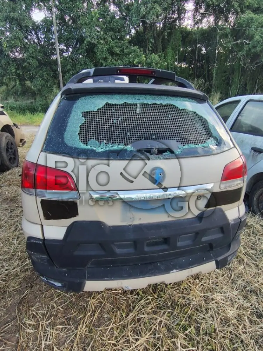 LOTE 014 - FIAT/WEEKEND ADVENTURE (MOTOR INCOMPLETO), FAB/MOD: 2016/2016