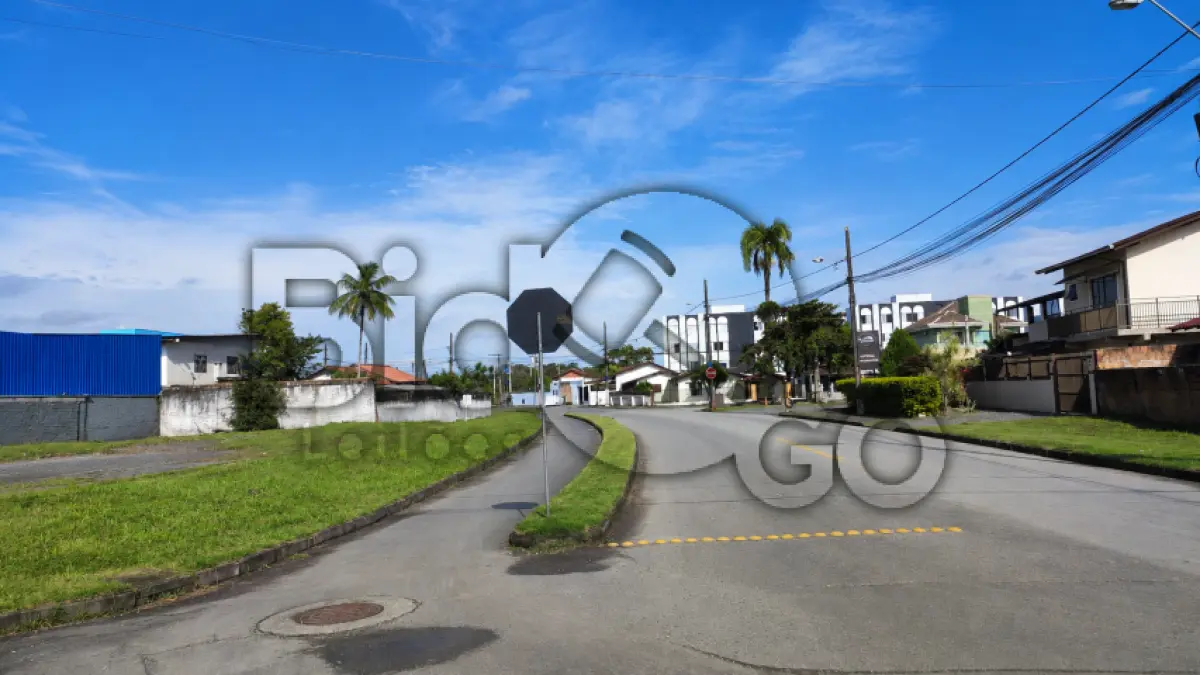 LOTE 003 - Imóvel situado na Rua Juliano Moreira, S/N - Bairro Boa Vista, Joinville /SC - Terreno com área de 280,00m², sem benfeitorias.