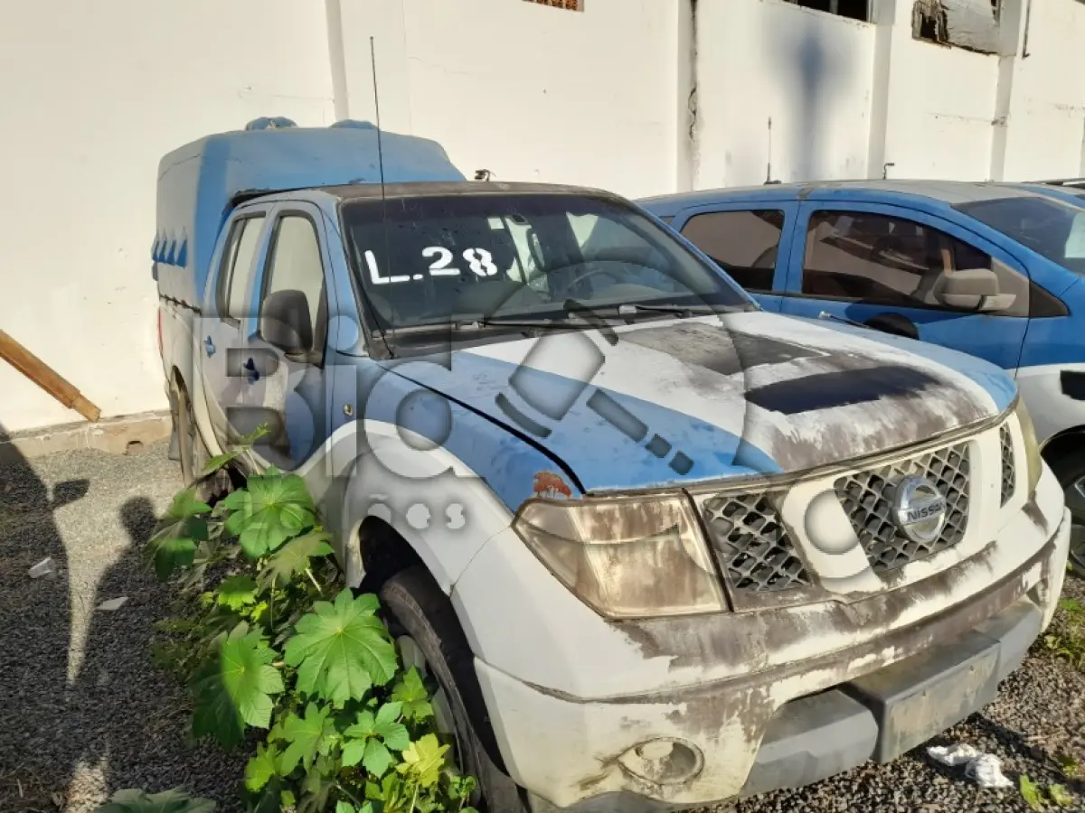 LOTE 028 - NISSAN/FRONTIER XE 4X4 (MOTOR INCOMPLETO), FAB/MOD: 2012/2013