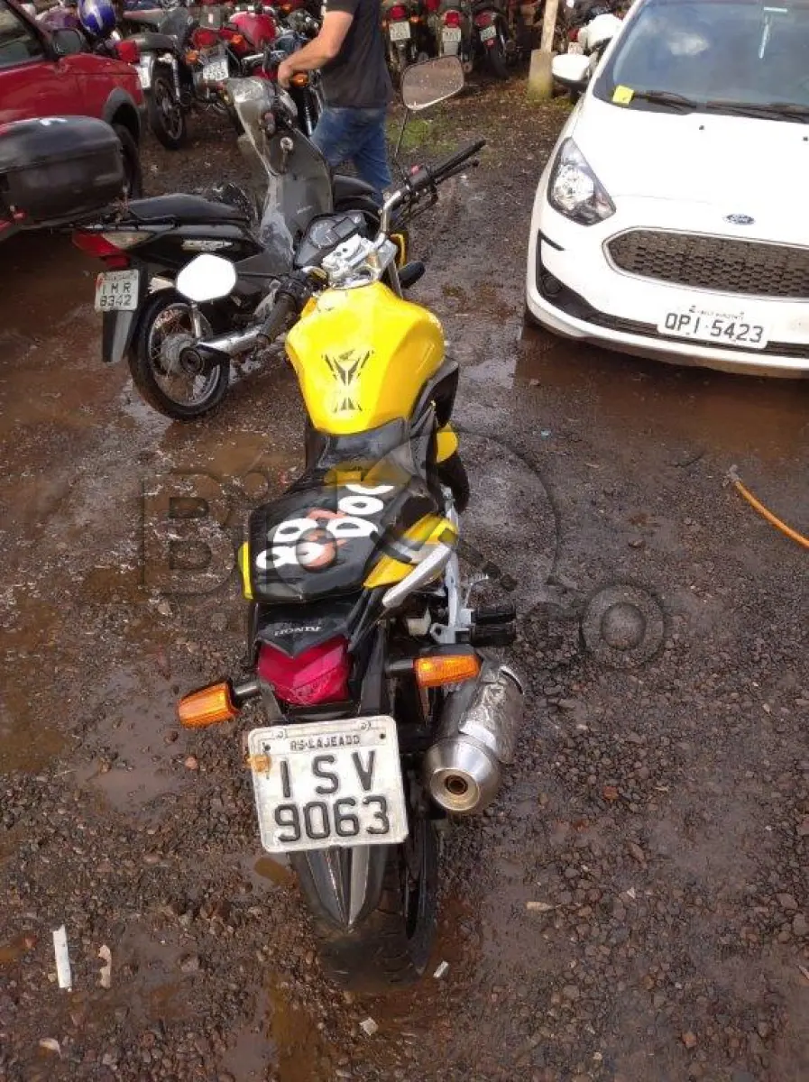 LOTE 080 - HONDA/CB 300R