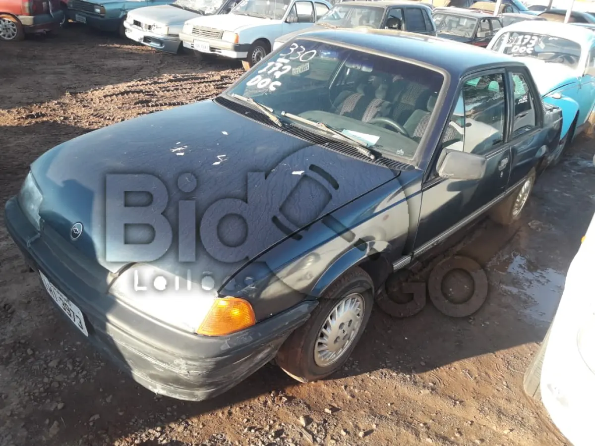 LOTE 172 - GM/MONZA SL/E 2.0