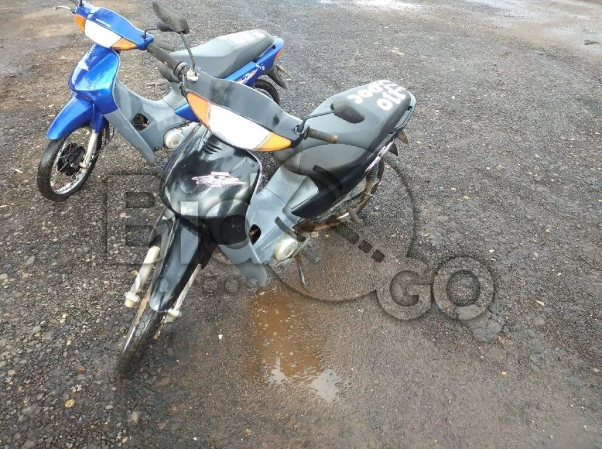 LOTE 110 - HONDA/C100 BIZ ES