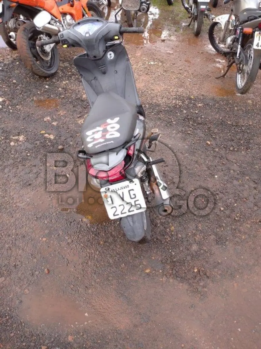 LOTE 121 - HONDA/BIZ 125 ES