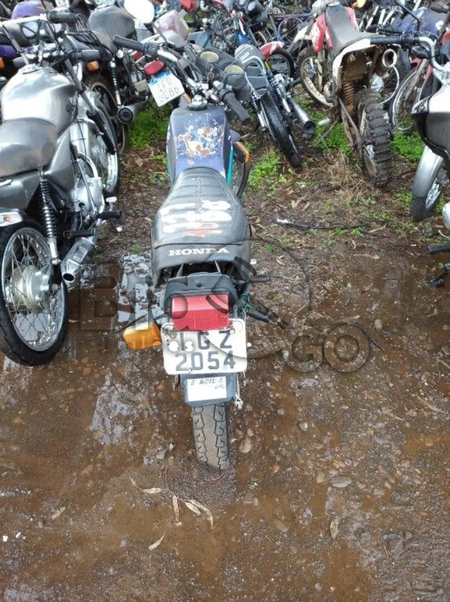 LOTE 117 - HONDA/CG 125 TODAY