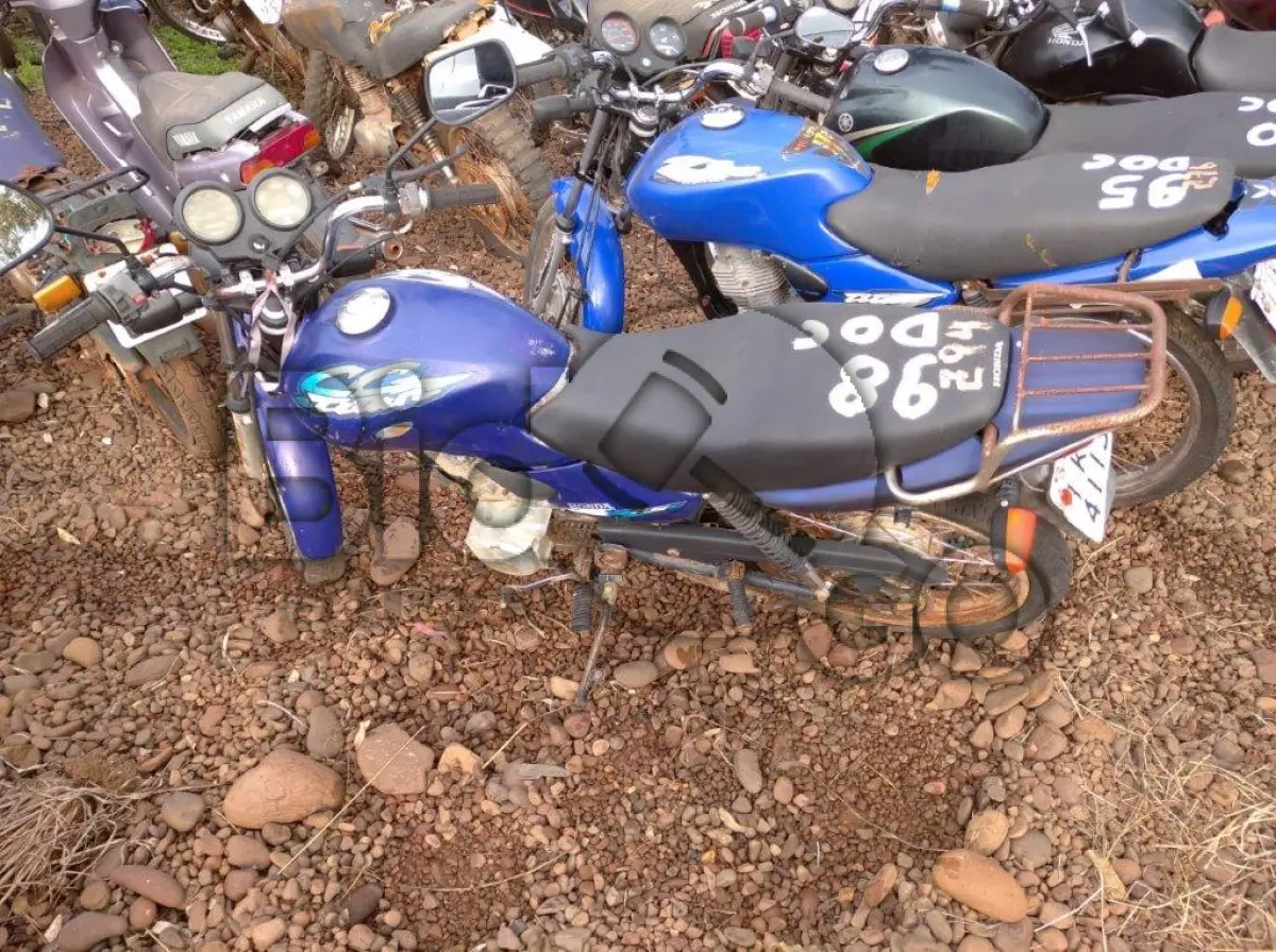 LOTE 098 - HONDA/CG 125 TITAN KS