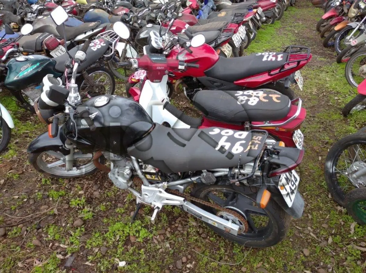 LOTE 094 - HONDA/CBX 250 TWISTER