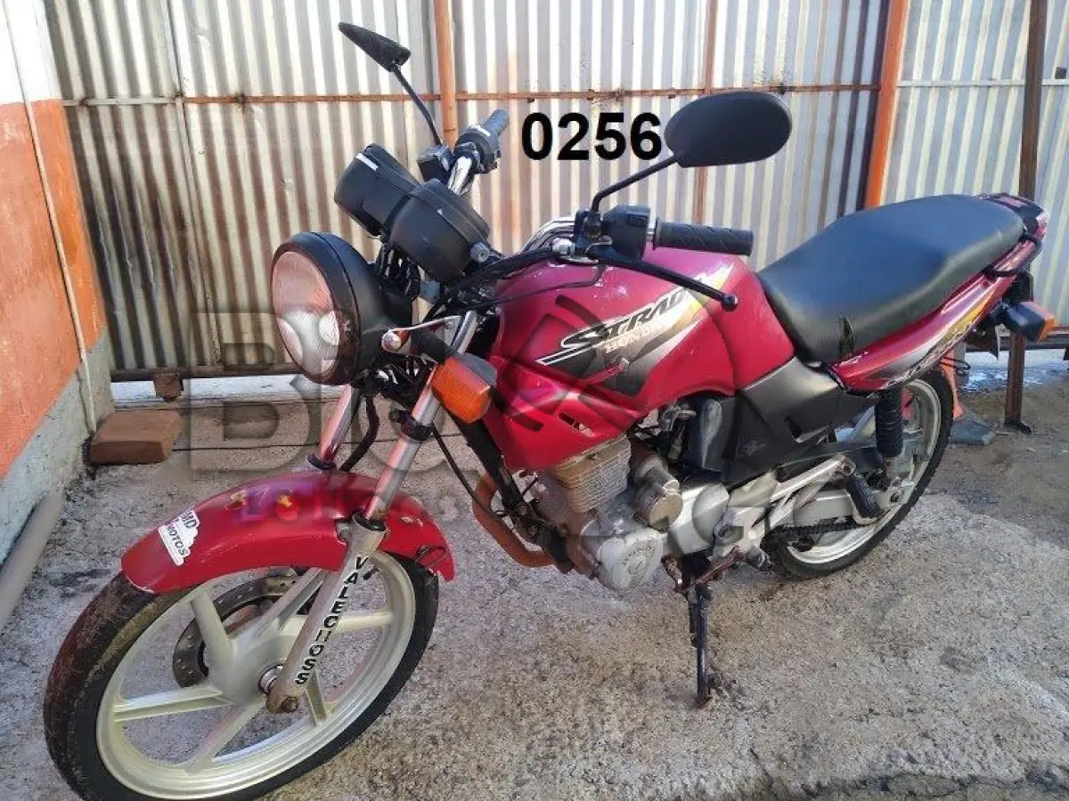 LOTE 256 - HONDA/CBX 200 STRADA