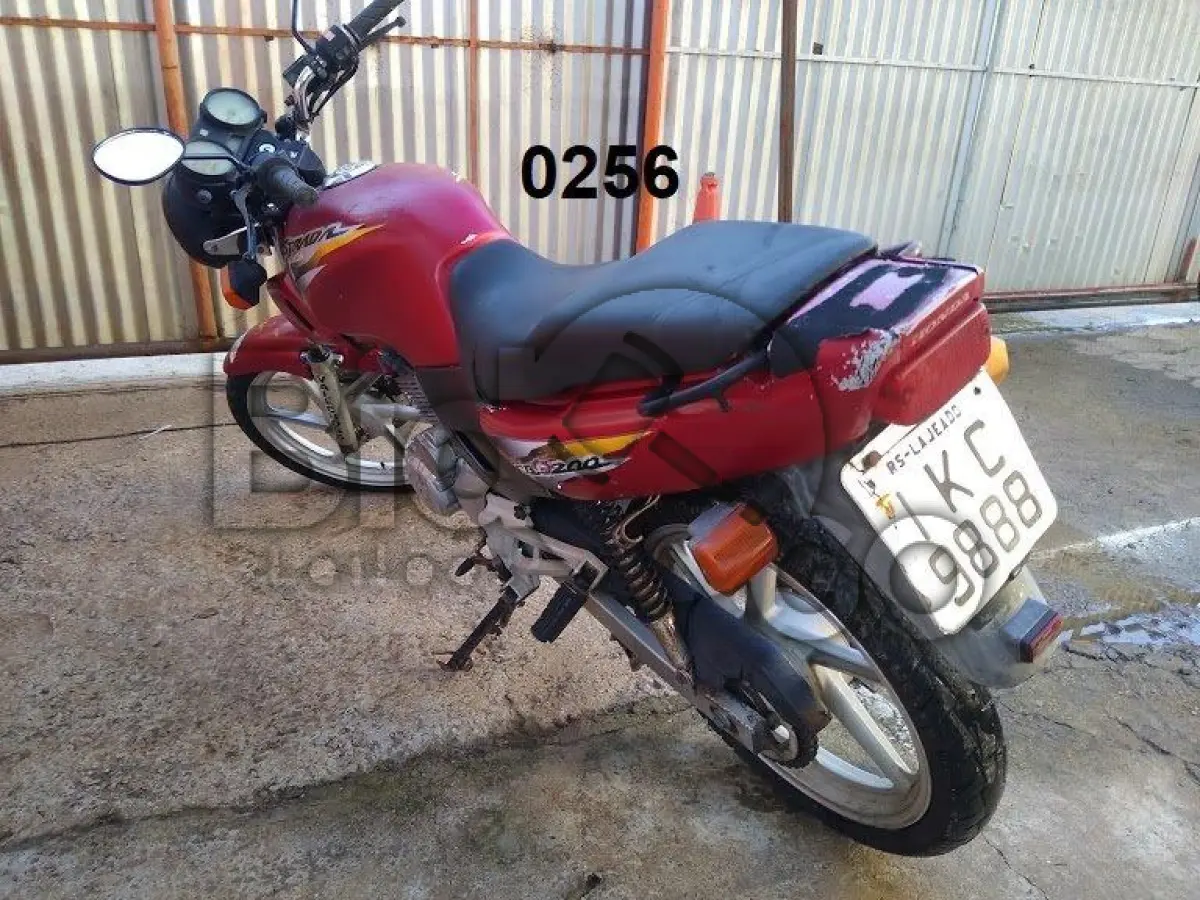 LOTE 256 - HONDA/CBX 200 STRADA