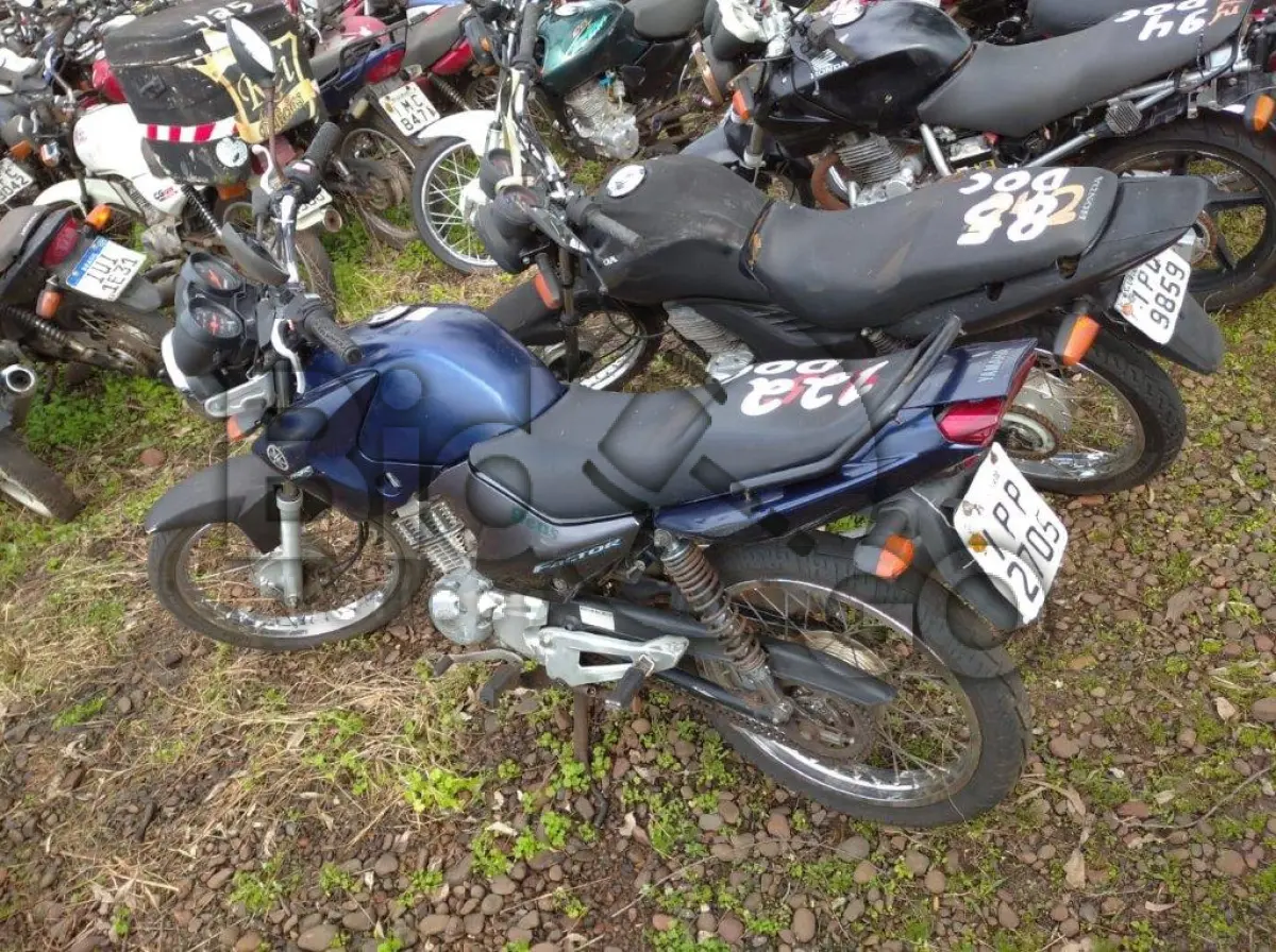 LOTE 122 - YAMAHA/FACTOR YBR125 E