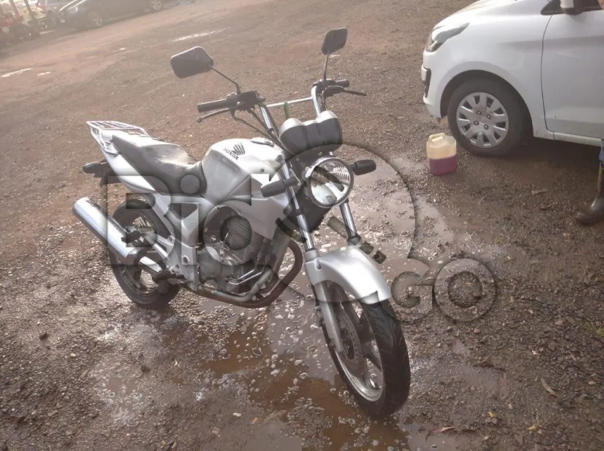 LOTE 096 - HONDA/CBX 250 TWISTER