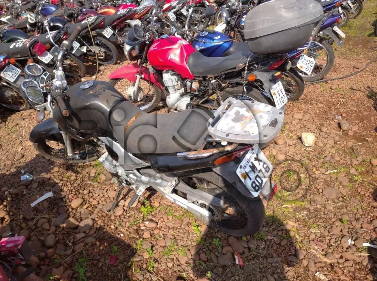 LOTE 097 - YAMAHA/FAZER YS250