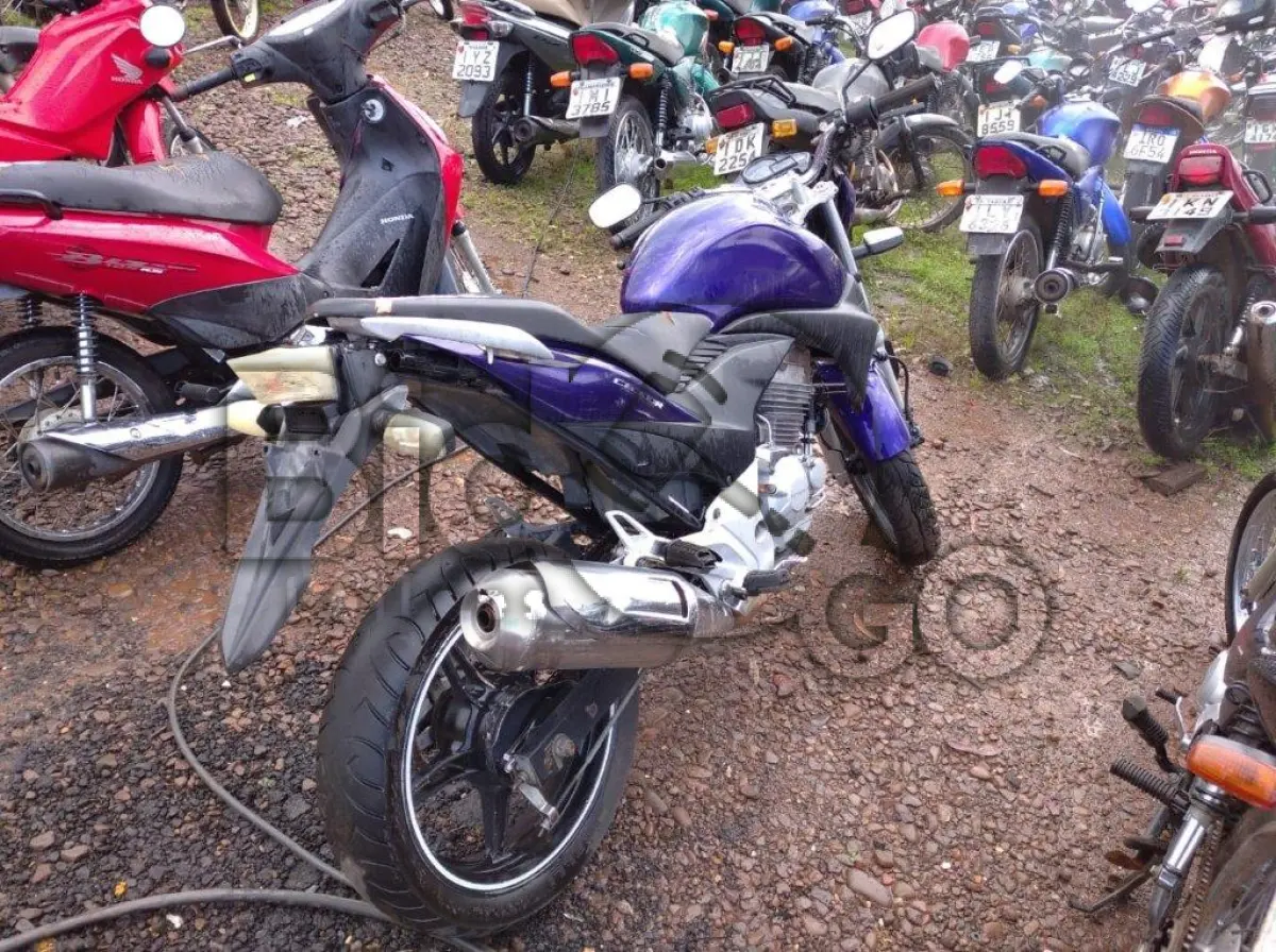 LOTE 123 - HONDA/CB 300R