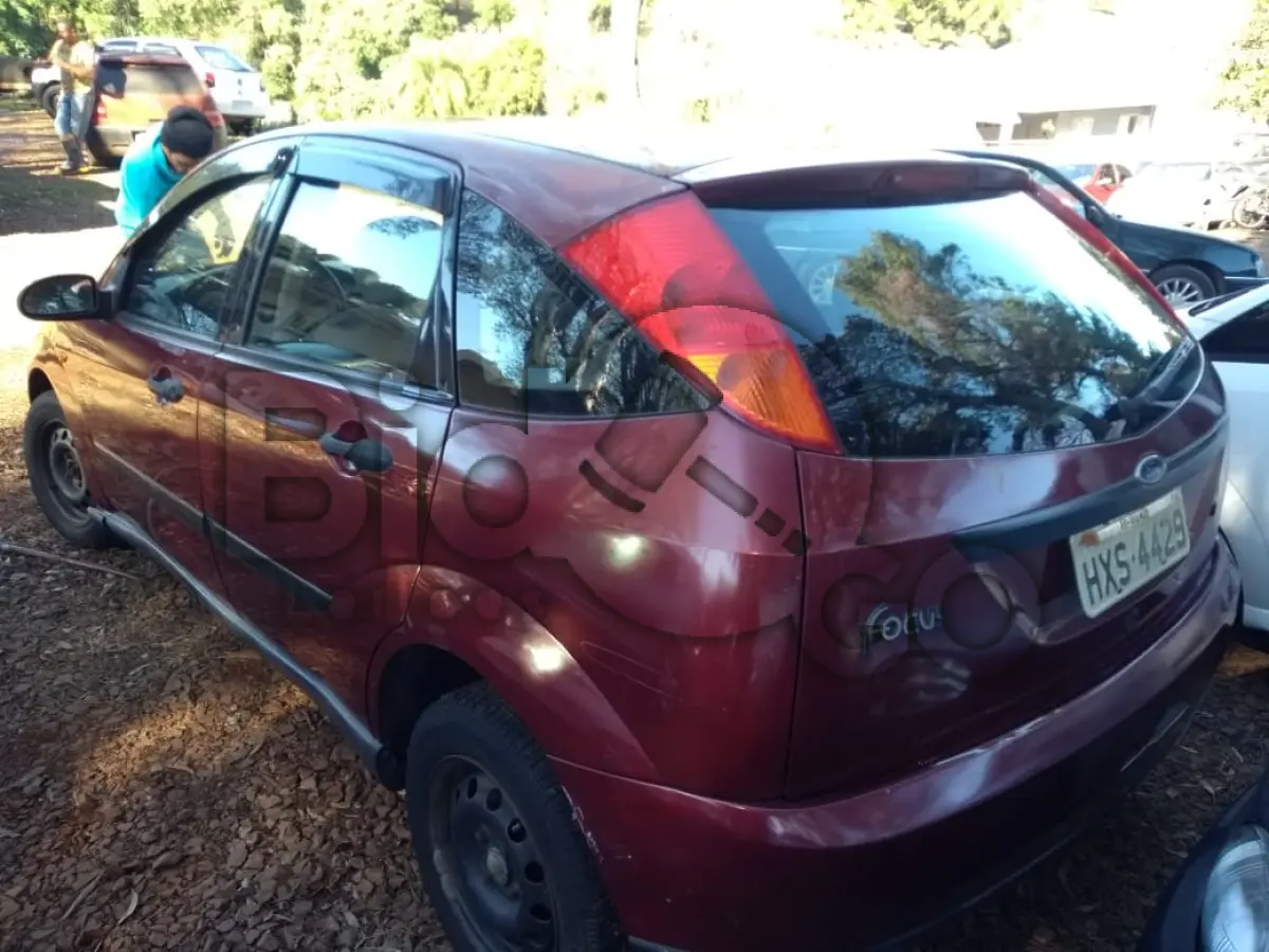 LOTE 304 - I/FORD FOCUS 1.8L HA